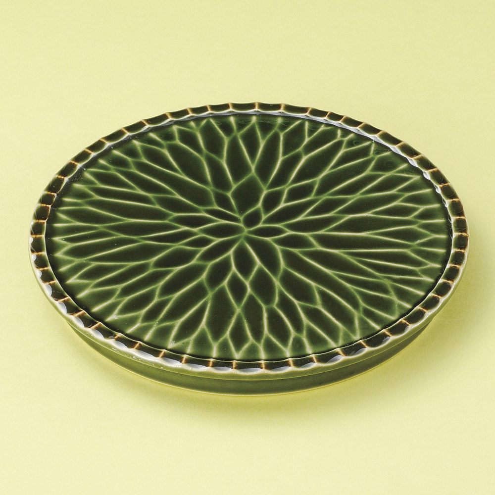 녹색 연꽃 무늬  17cm 원형 플레이팅 그릇 오리베 꽃 조각 17.5 cm접시 23503-149 일본그릇