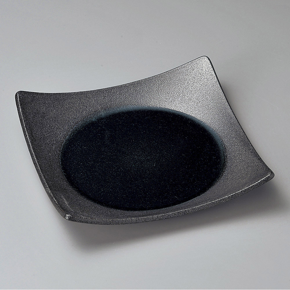 24611-138/검은색 정각 접시(대)/24.5×24.5×5㎝/일본그릇