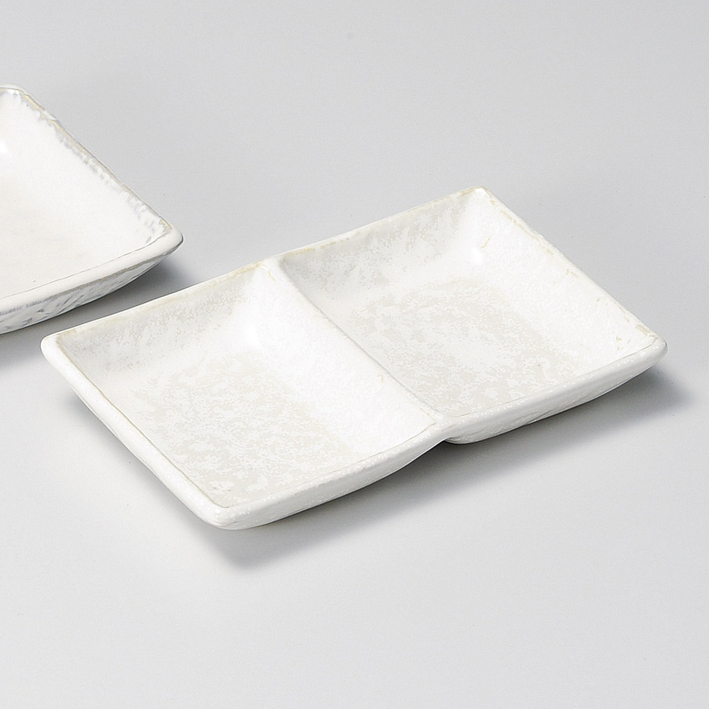 39839-318/흰 유약 2목 접시/15.7×9.4×2.3㎝/일본그릇